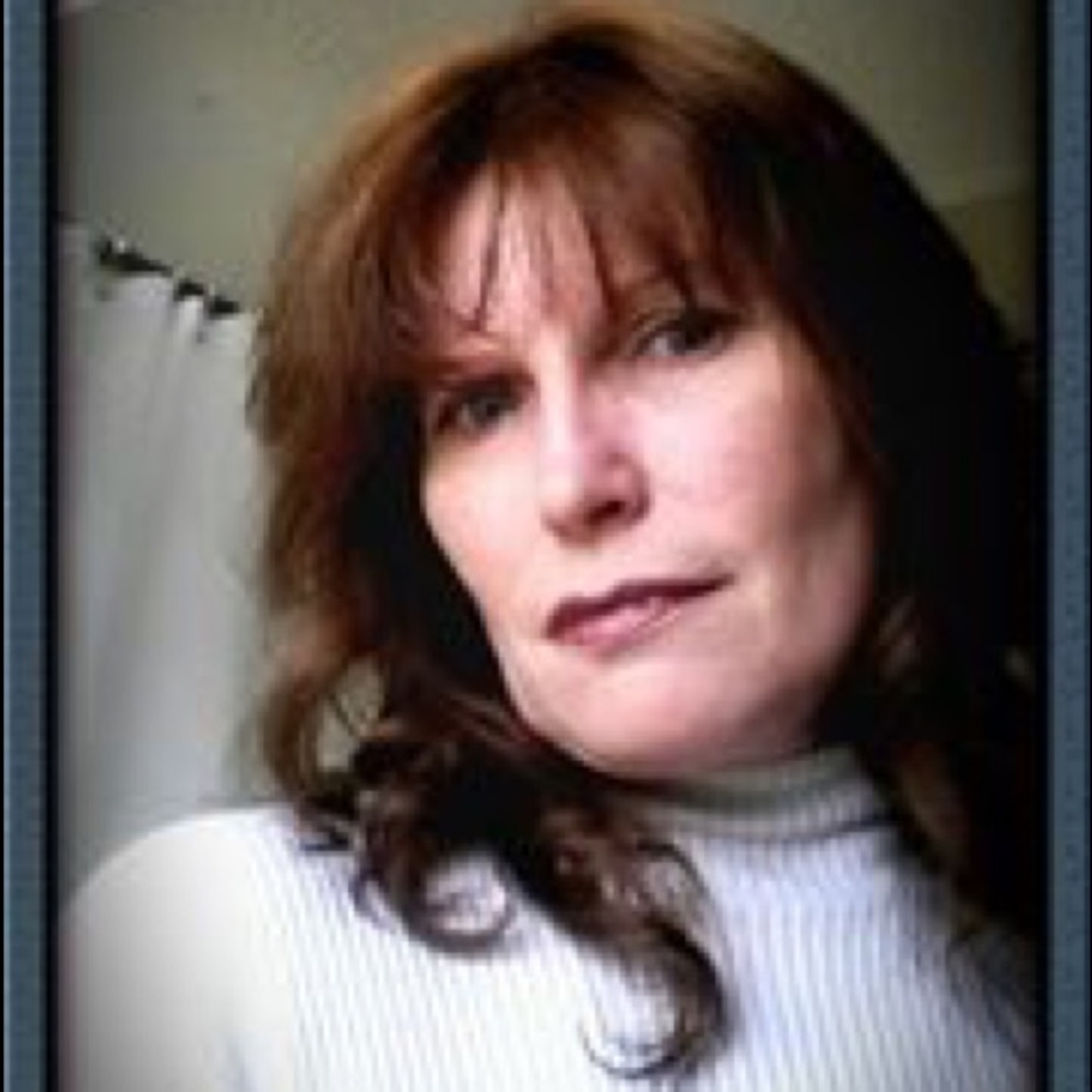 Meet your Posher, Carrie